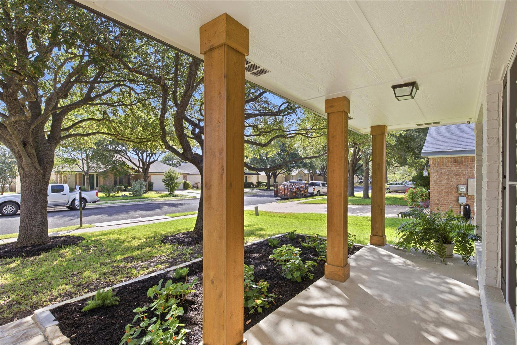 4425 Chickasaw CT, Austin, TX 78749
