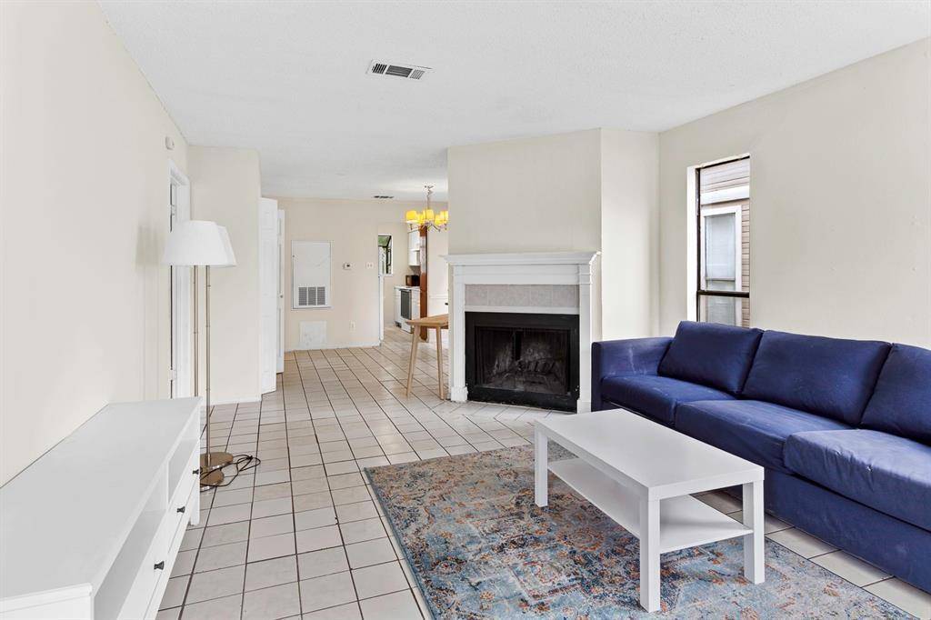 1907 W Loop #B #B, Austin, TX 78758