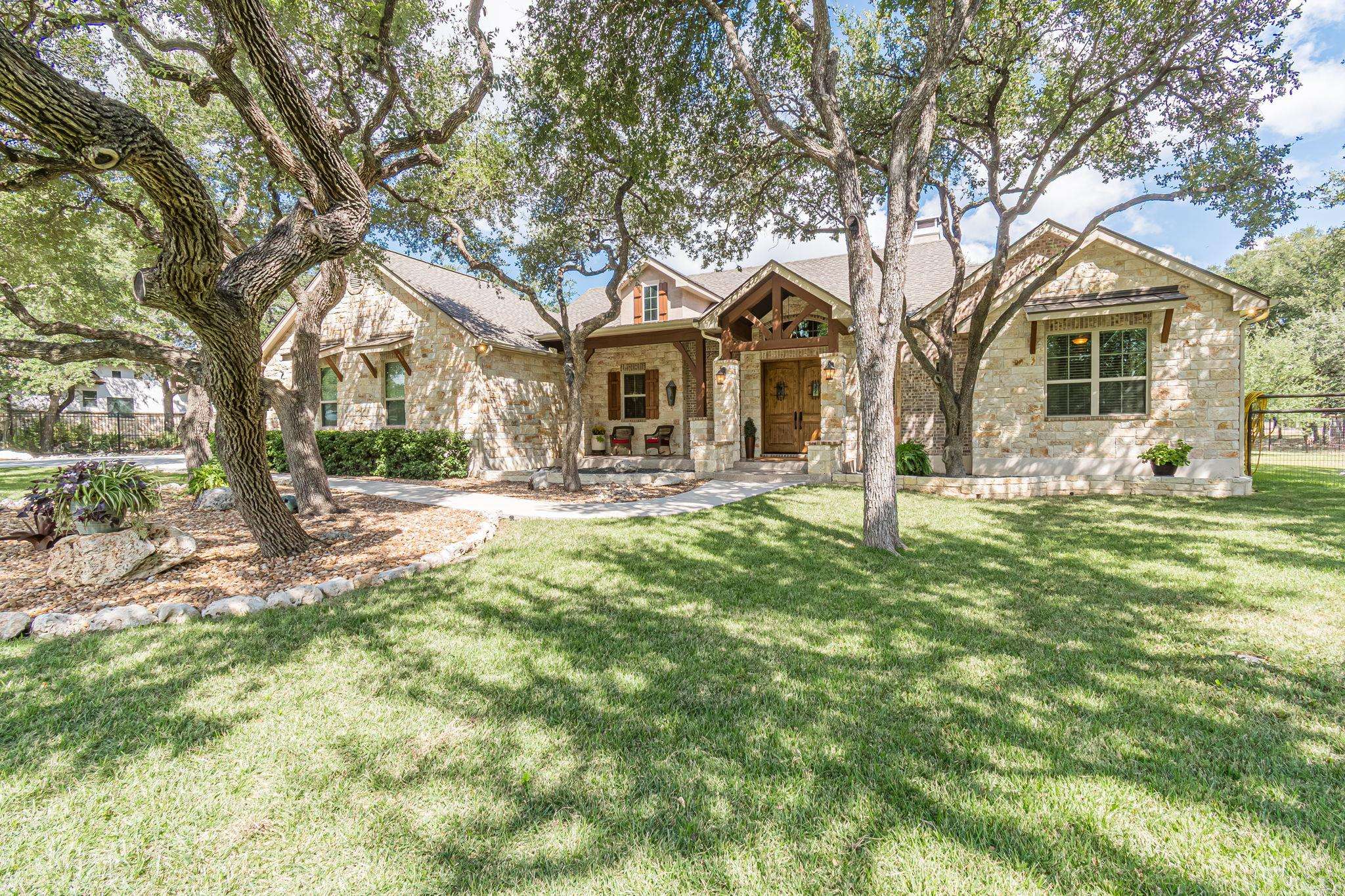 715 Long Ridge RDG, Spring Branch, TX 78070