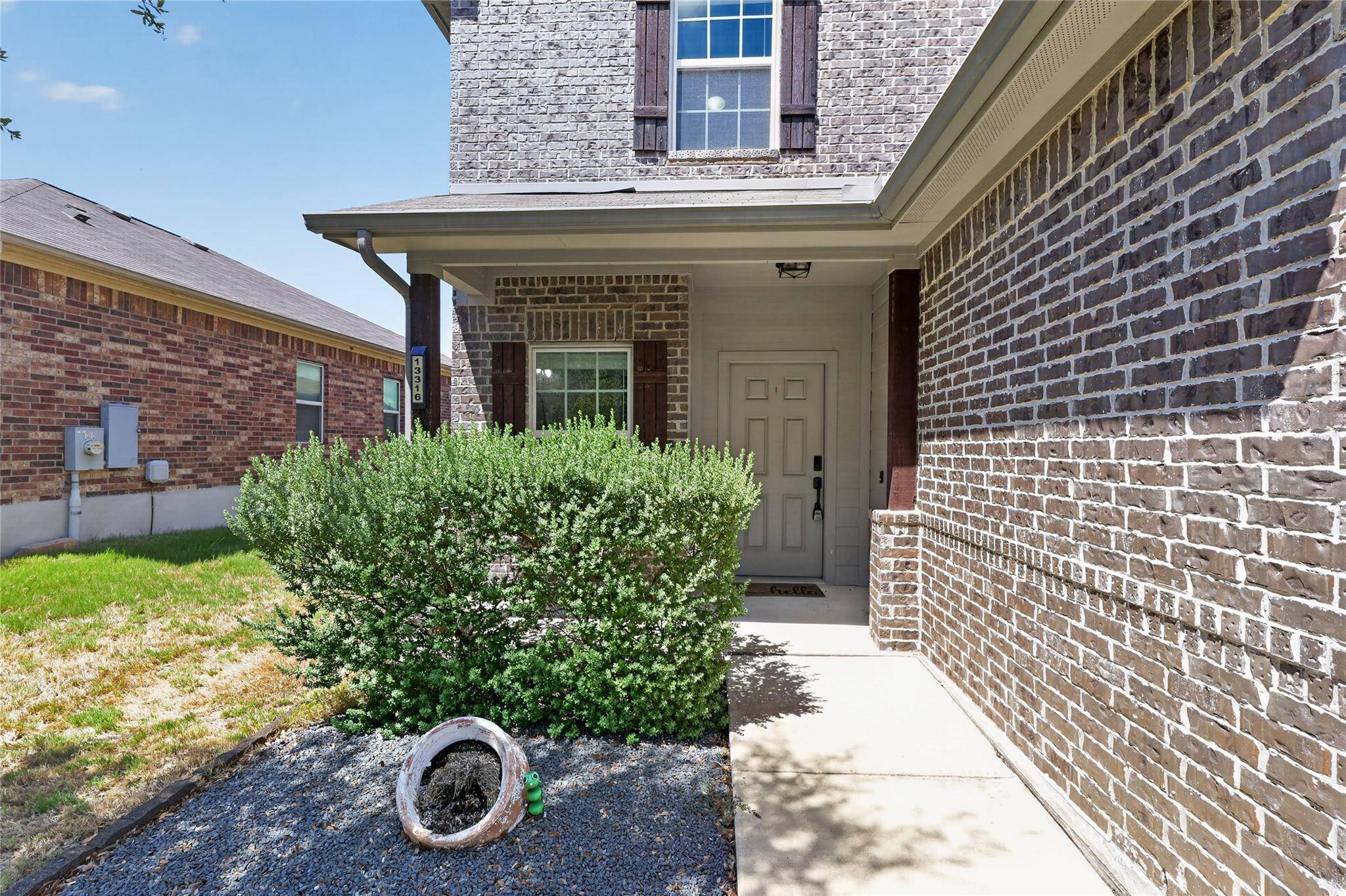 13316 Kearns DR, Pflugerville, TX 78660