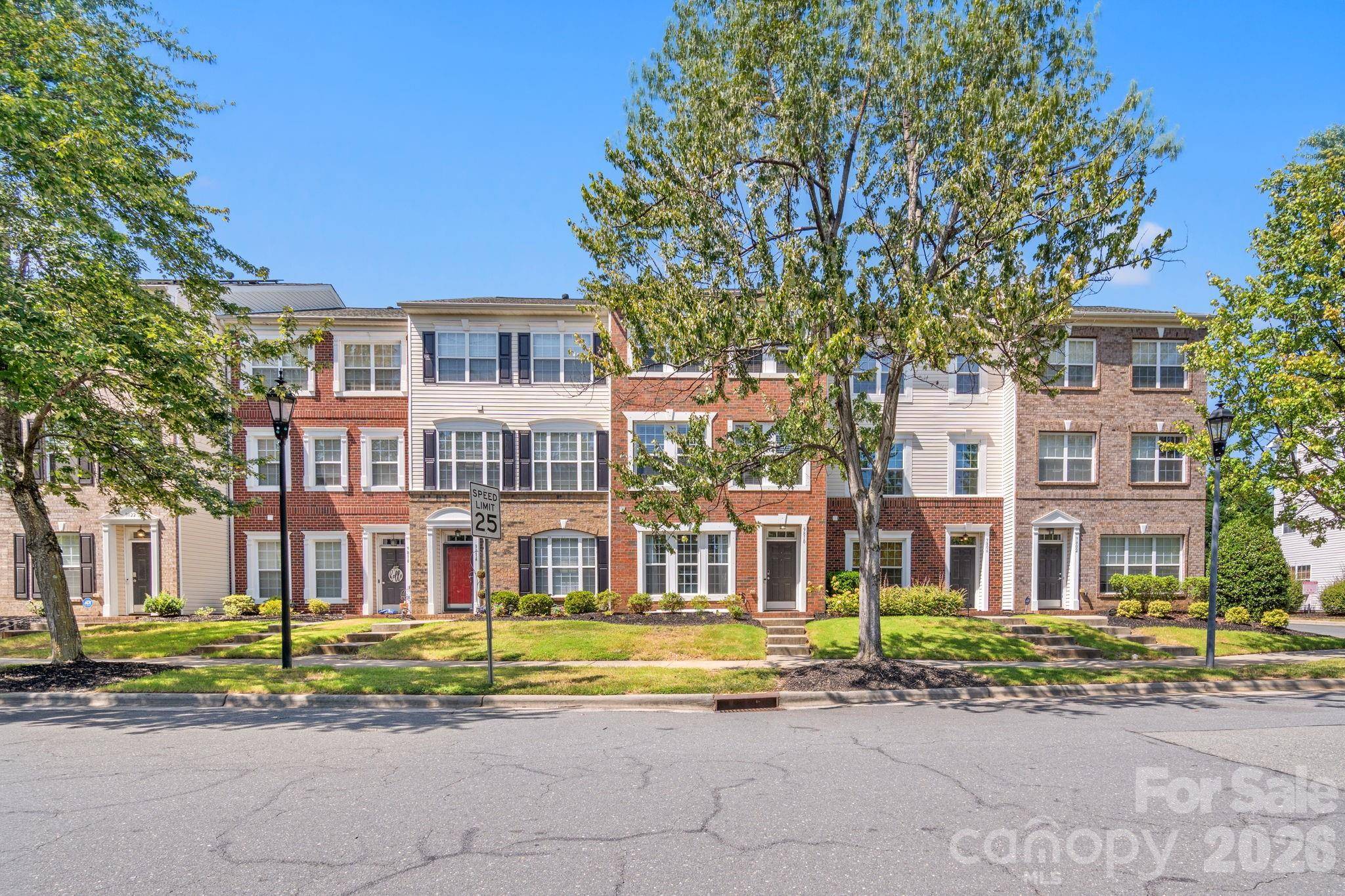 9810 Kings Parade BLVD, Charlotte, NC 28273