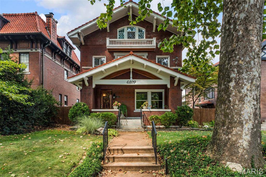 6209 Washington AVE, St Louis, MO 63130
