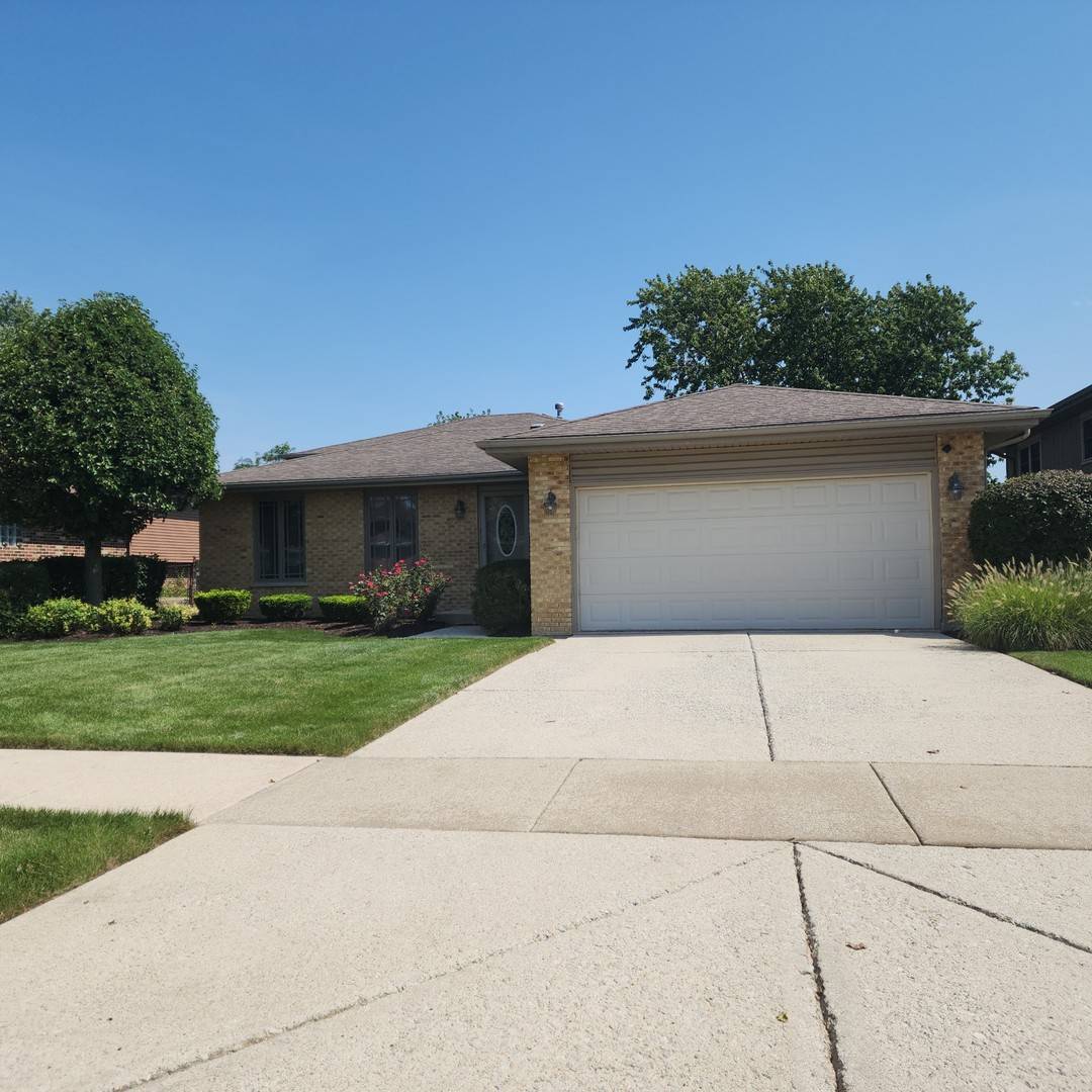 16931 82nd AVE, Tinley Park, IL 60477