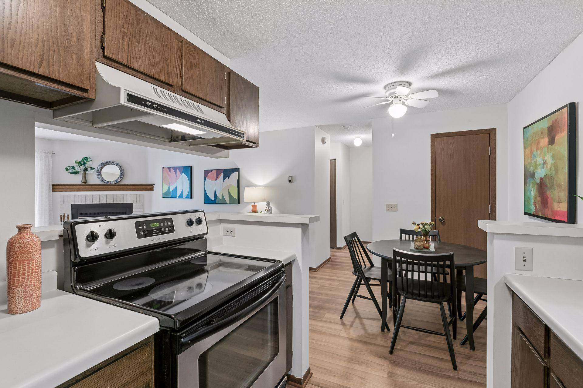 1705 Fulham ST #G, Lauderdale, MN 55113