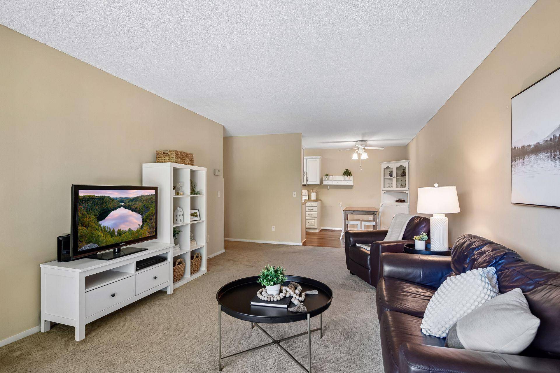 215 Barry AVE S #217, Wayzata, MN 55391