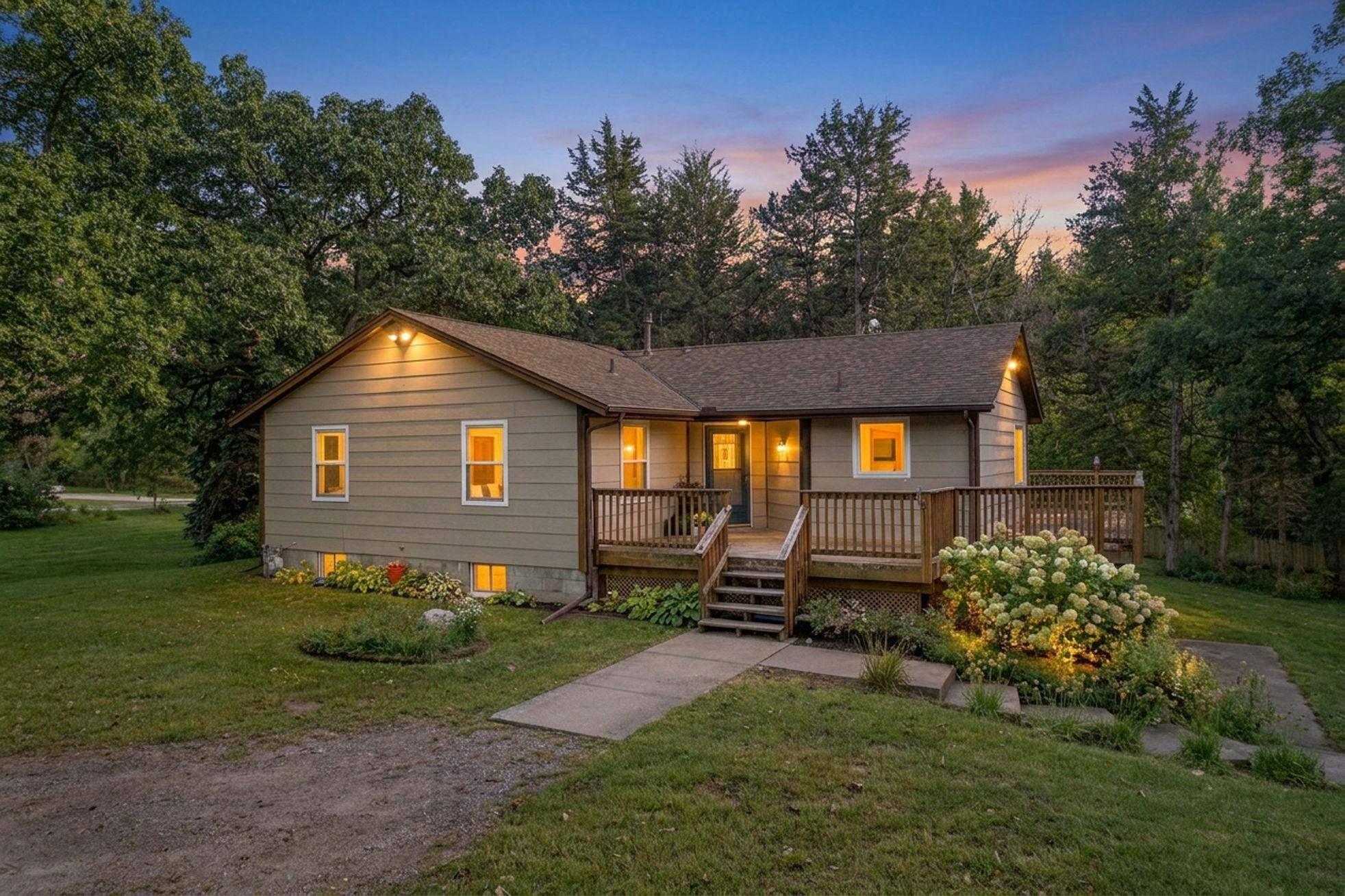 20350 Jewel AVE N, Forest Lake, MN 55025