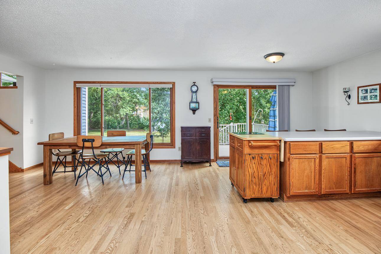 3066 Greenbrier ST, Little Canada, MN 55117
