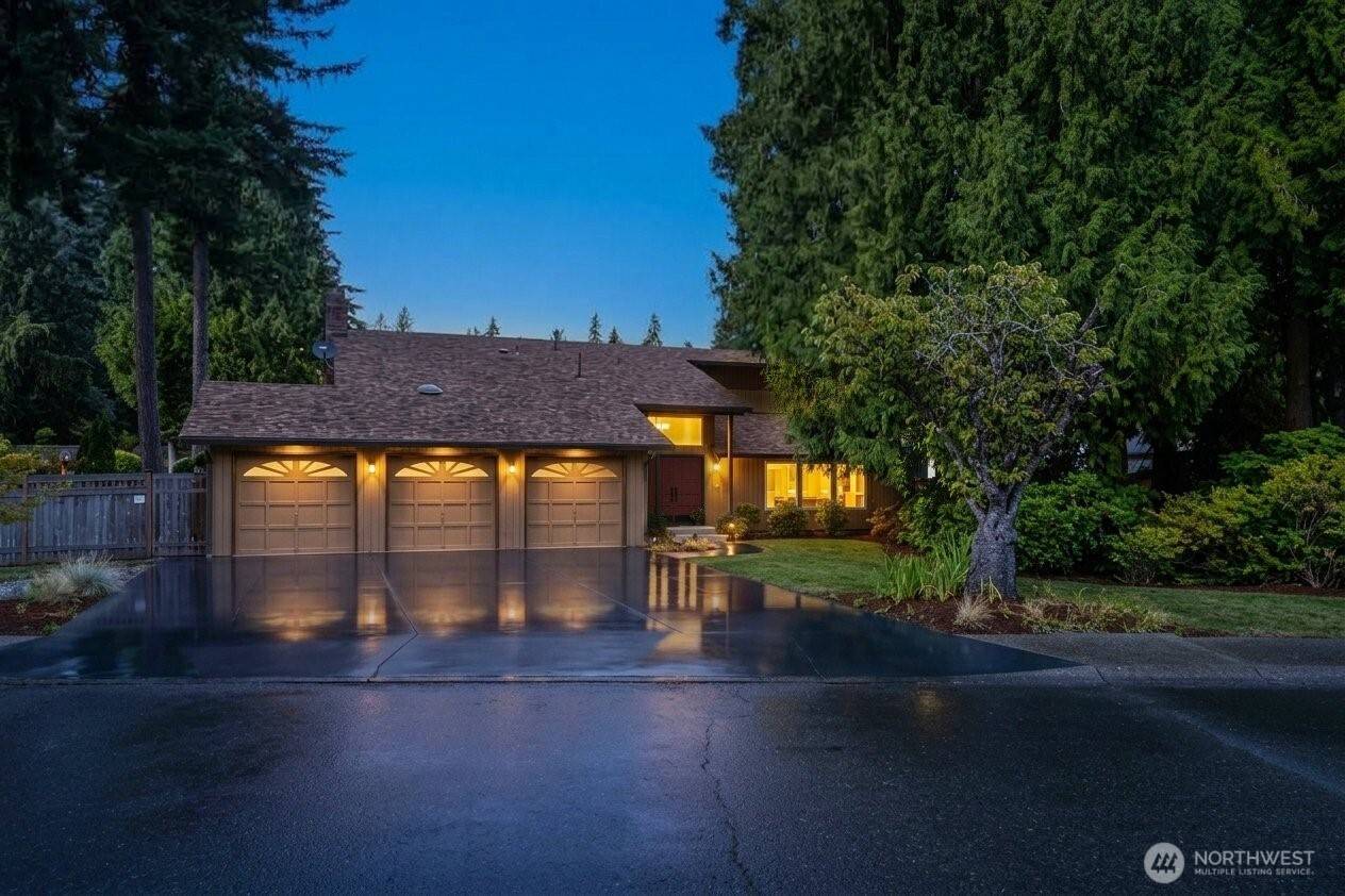 15020 SE 145th PL, Renton, WA 98059