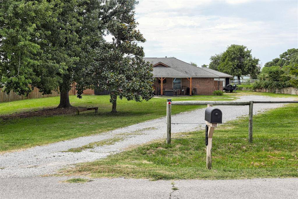 19800 Aaron DR, Harrah, OK 73045