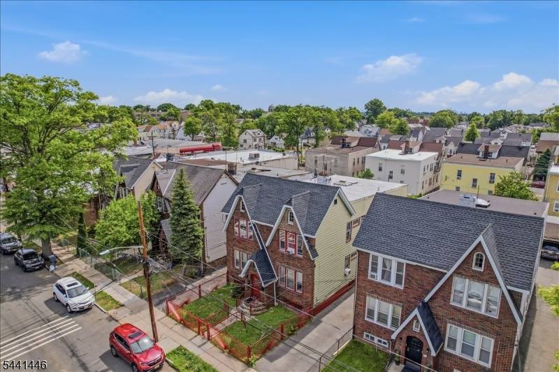 200 Eastern Pkwy, Newark City, NJ 07106