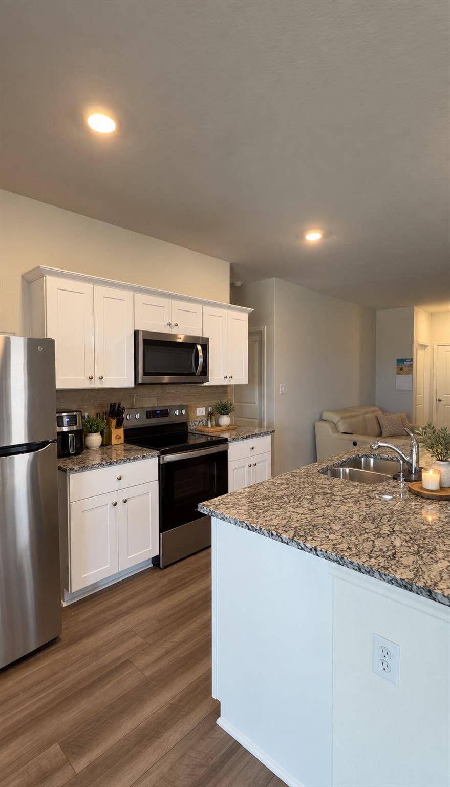 225 Comancheros RD, Jarrell, TX 76537