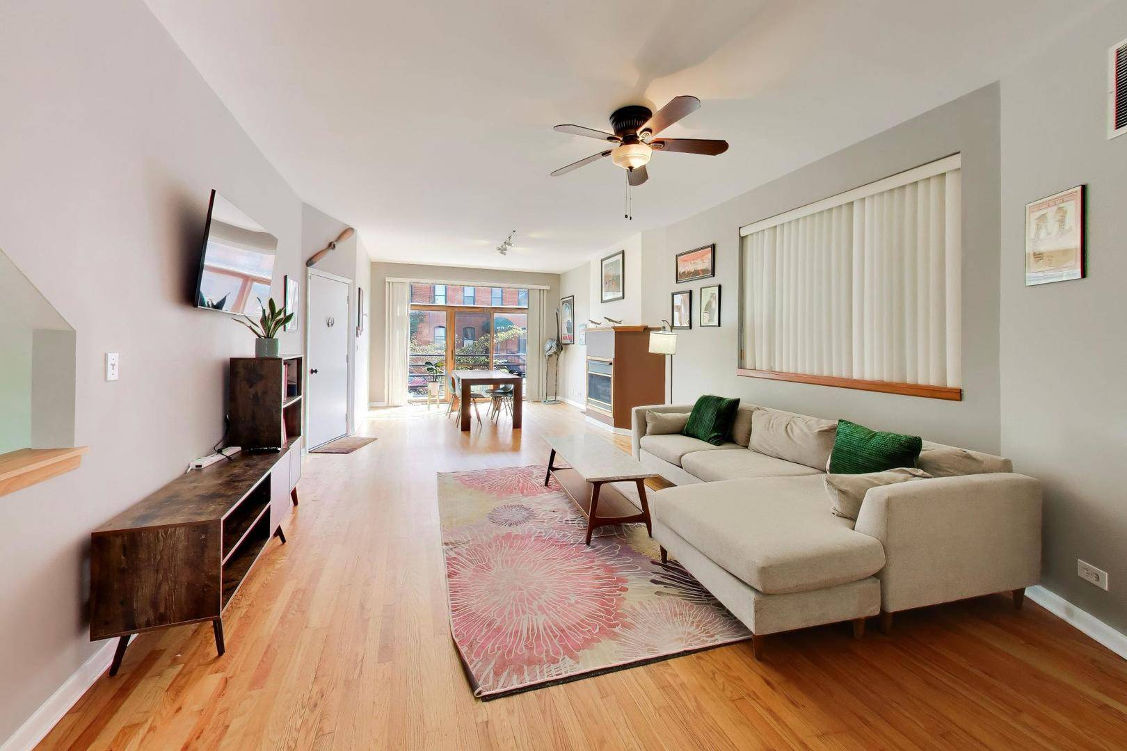 1112 W Fry ST #A, Chicago, IL 60642