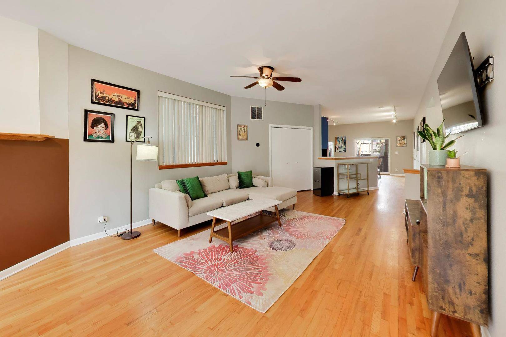 1112 W Fry ST #A, Chicago, IL 60642