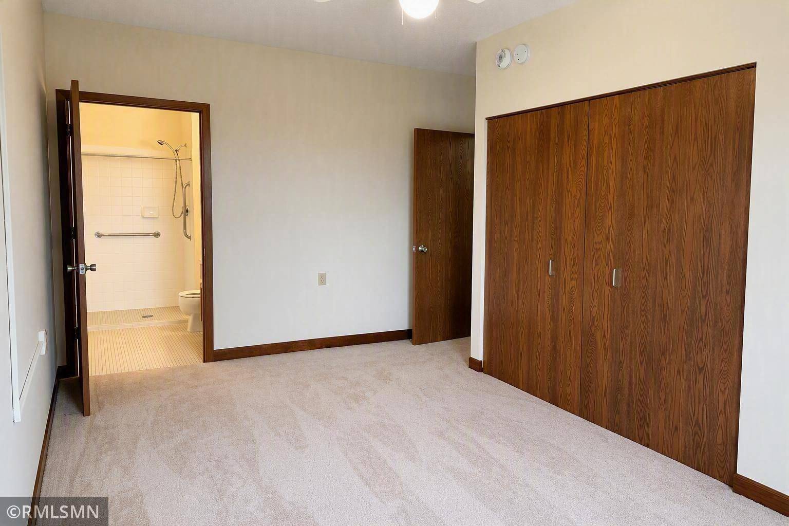 7600 Golden Valley Road #612, Golden Valley, MN 55427