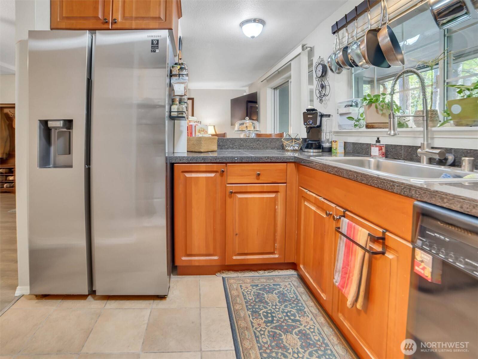 15433 Country Club DR #C104, Mill Creek, WA 98012