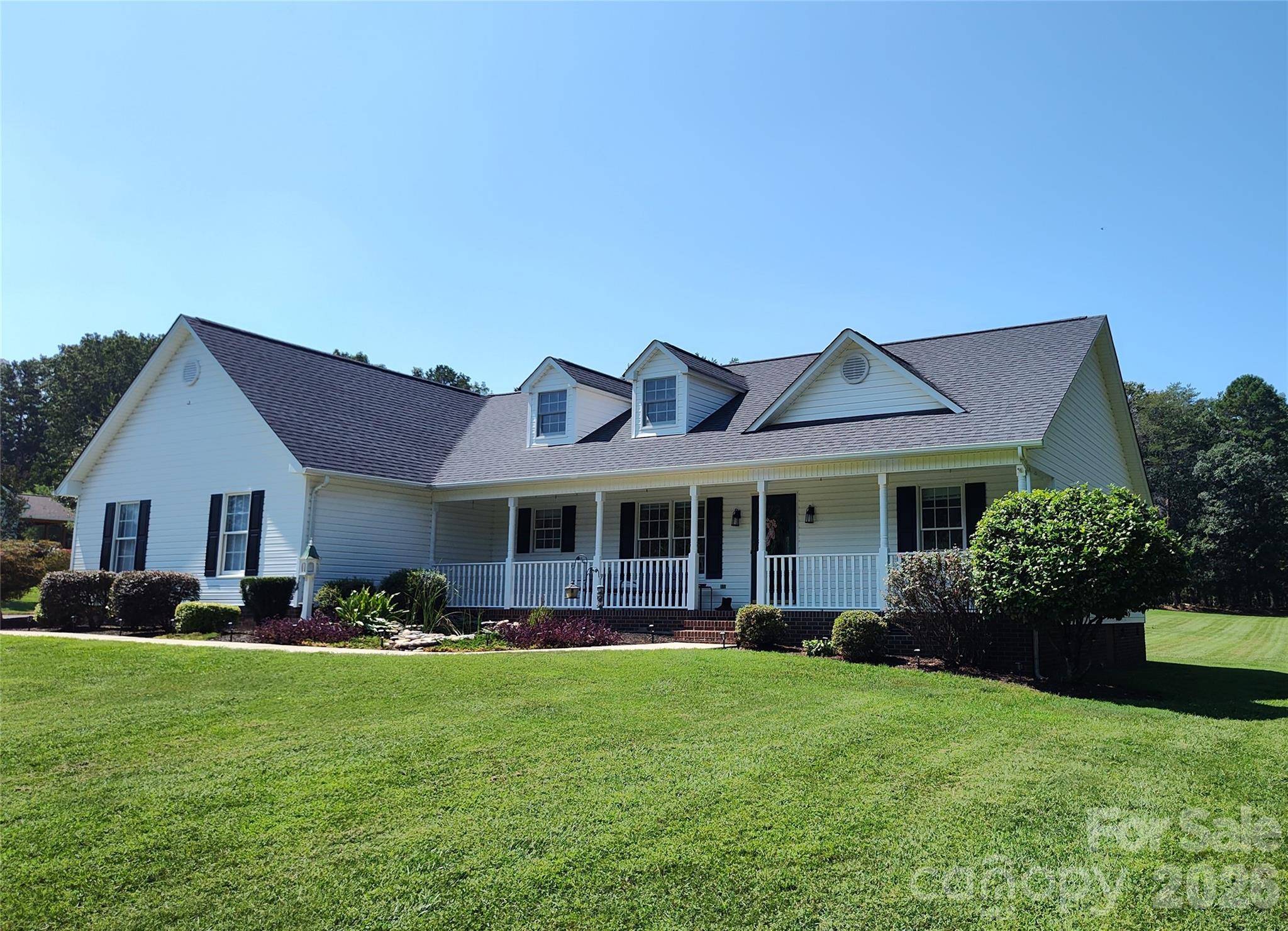 4005 Davis RD, Maiden, NC 28650