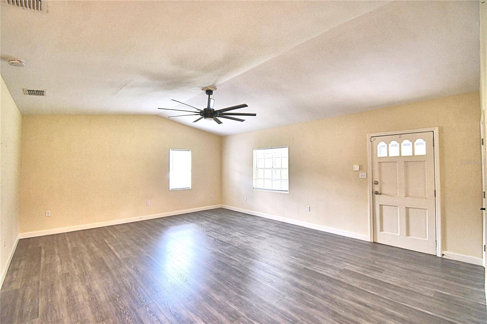 3225 OAKLAND RD N, Lakeland, FL 33801