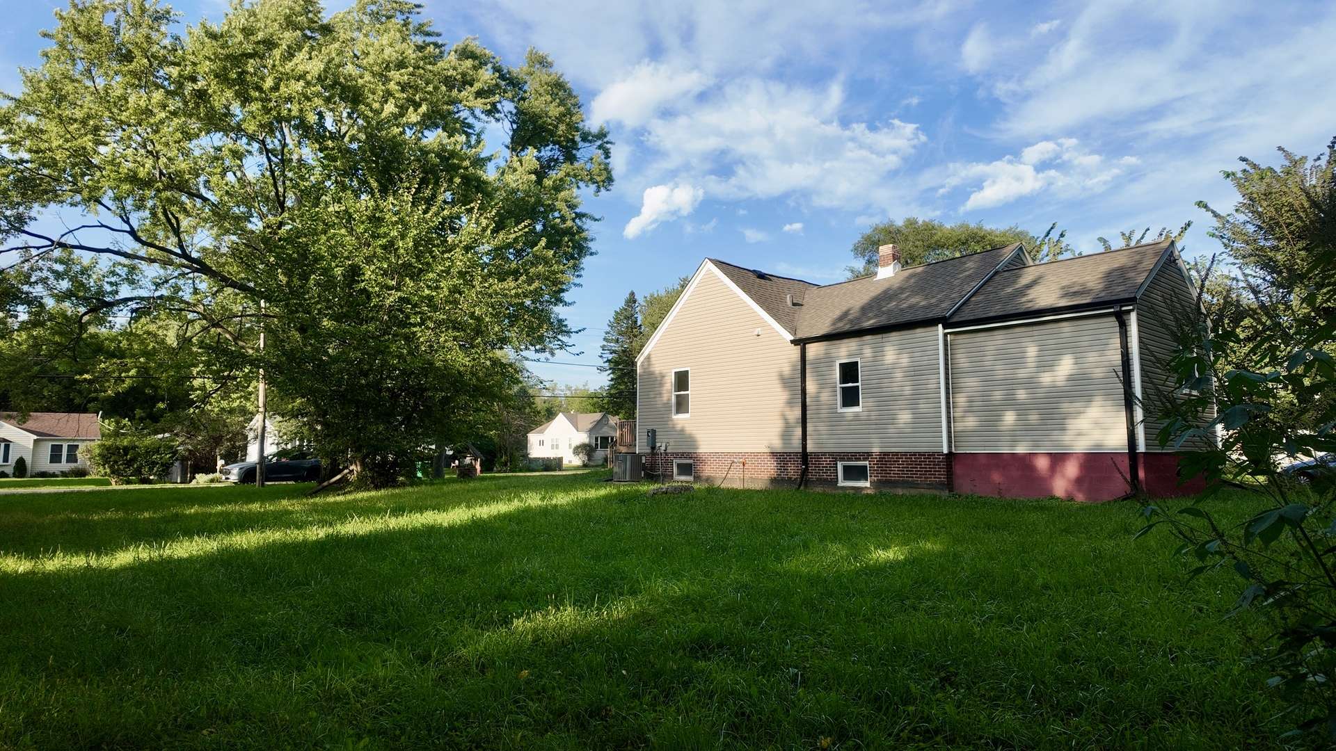 10703 W Woodland AVE, Beach Park, IL 60087