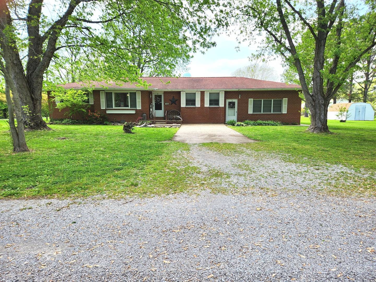 708 E 3rd ST, Karnak, IL 62956