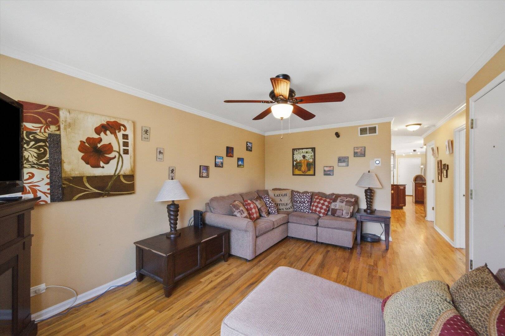 3262 N Elston AVE, Chicago, IL 60618