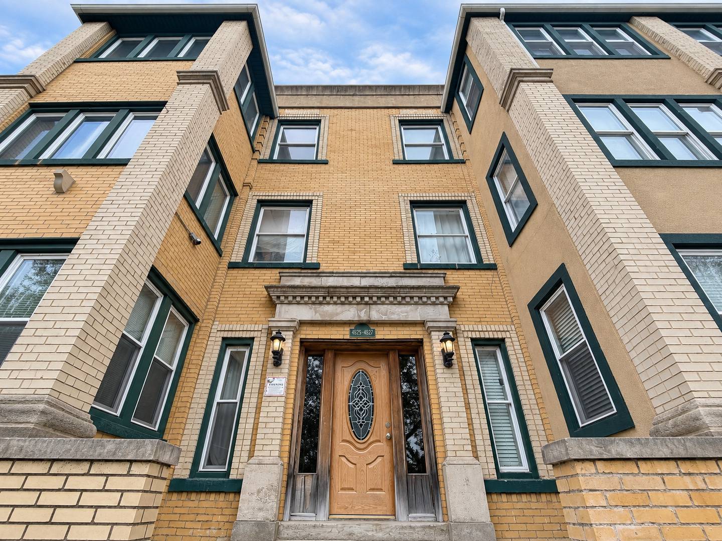 4825 S Prairie AVE #4, Chicago, IL 60615