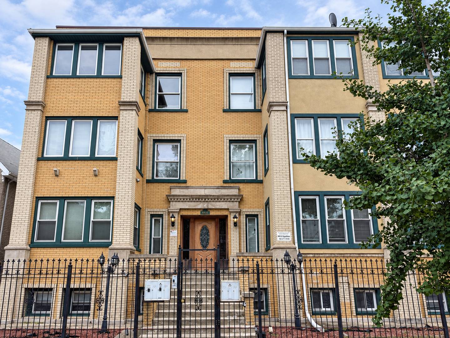 4825 S Prairie AVE #4, Chicago, IL 60615