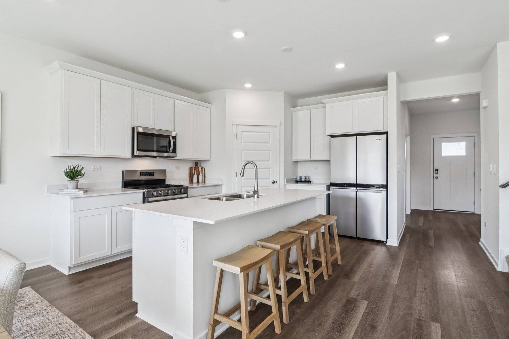5733 Hunter DR, Mt. Pleasant, WI 53406