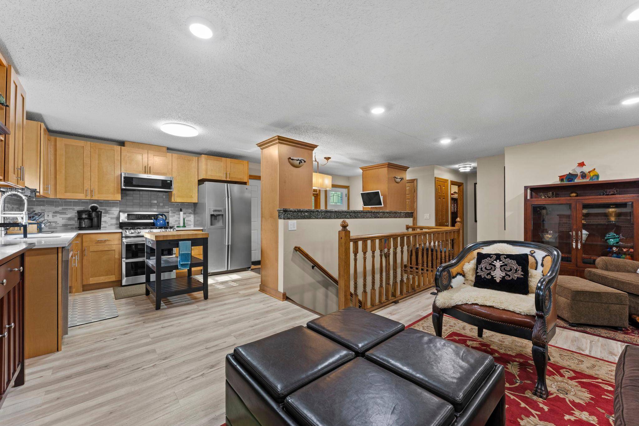 4555 W 131 1/2 ST, Savage, MN 55378