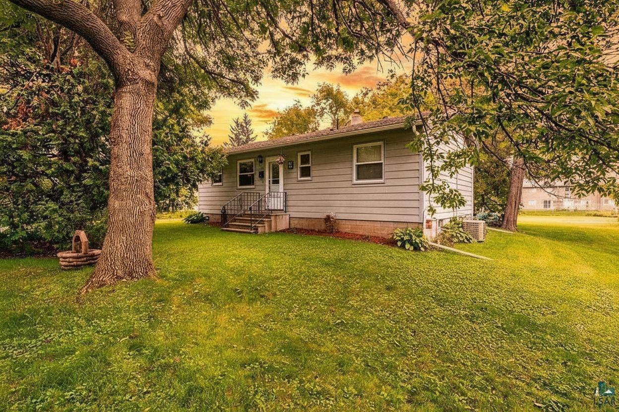 1704 Doddridge AVE, Cloquet, MN 55720