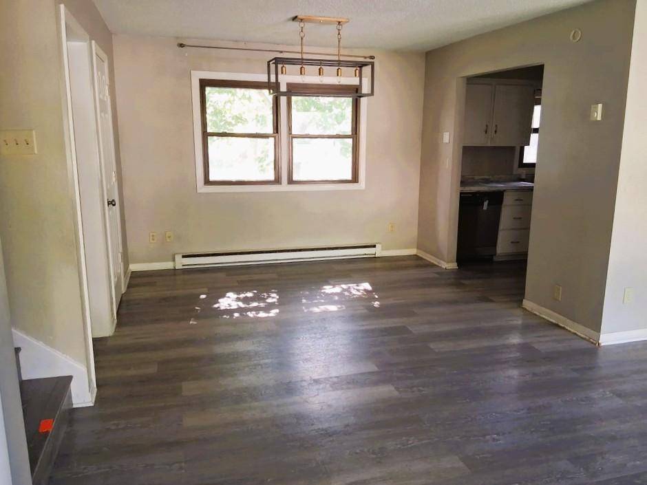 831 Cumming LN, Saint Cloud, MN 56301