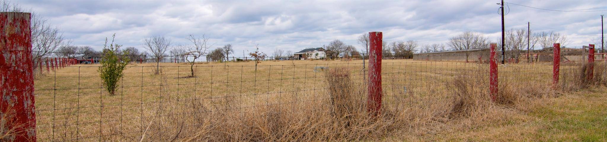 150 W Callaway CT, Lockhart, TX 78644
