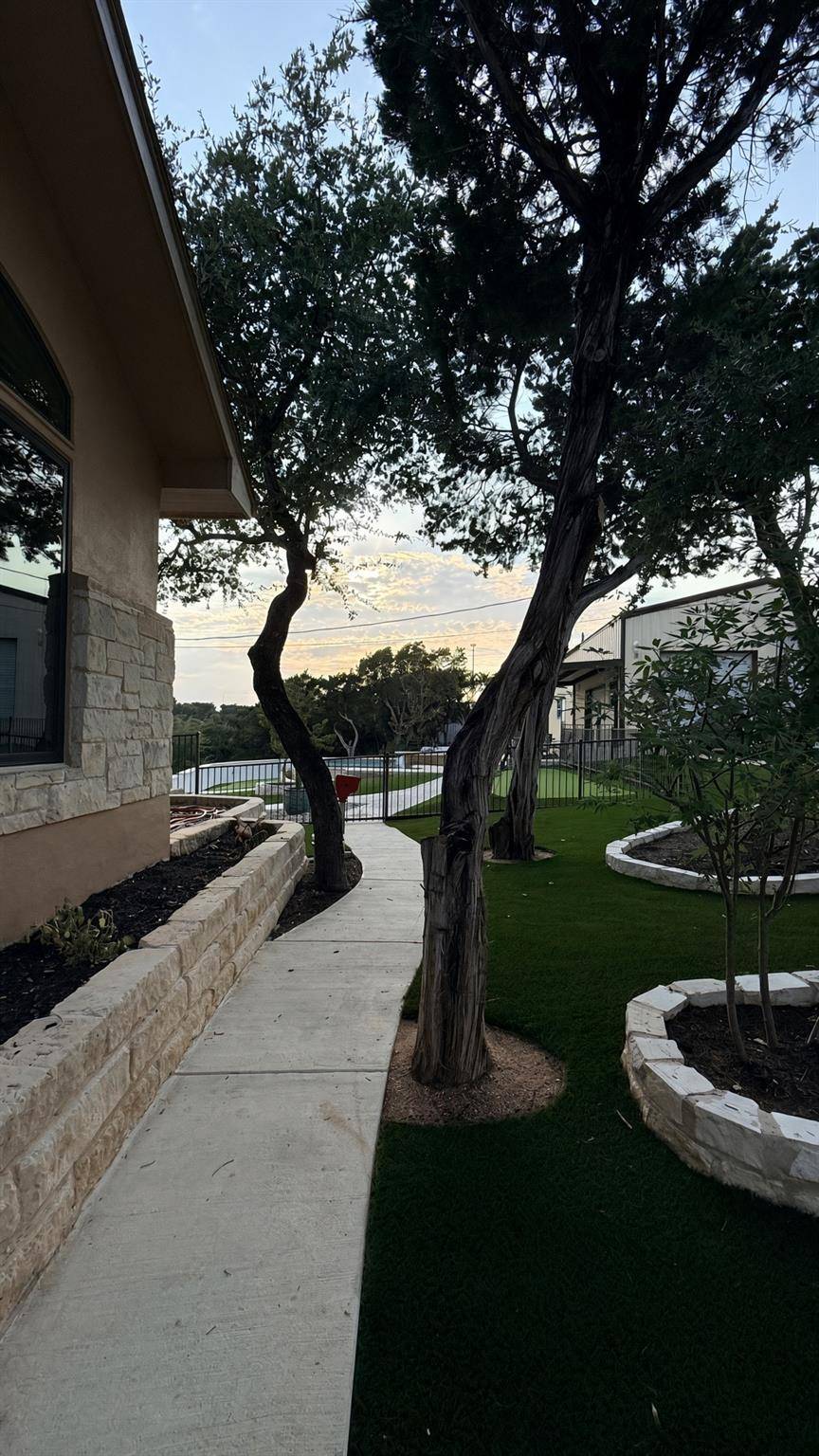 19005 White Rim TRL, Jonestown, TX 78645