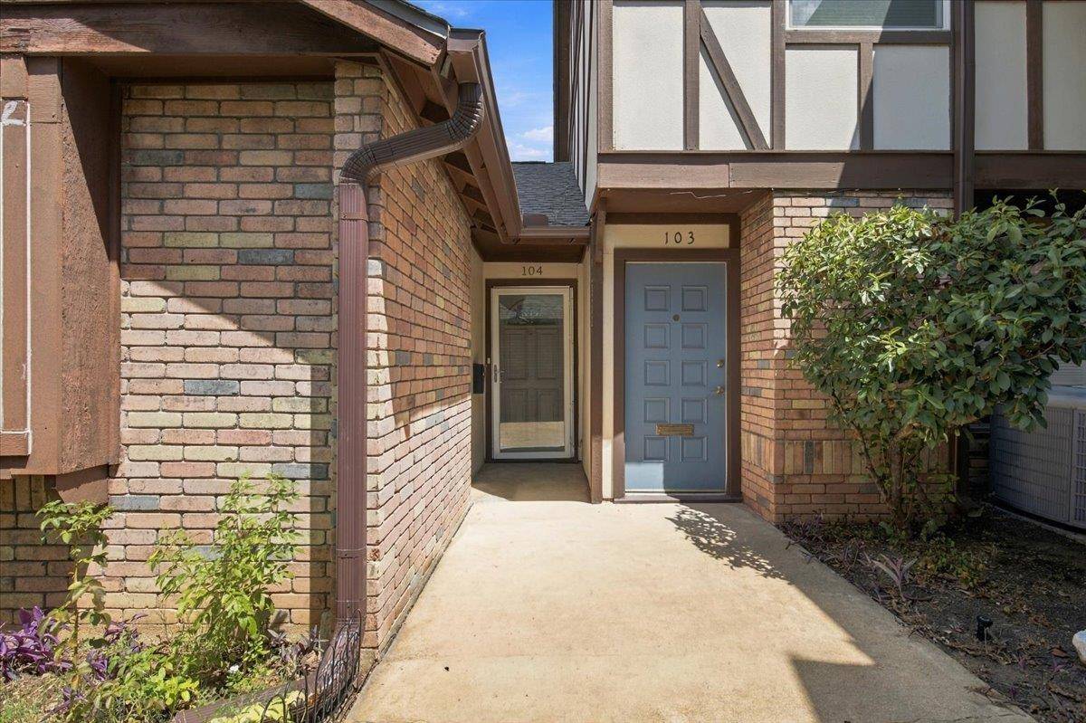 7406 Shadow Hill DR #104, Austin, TX 78731