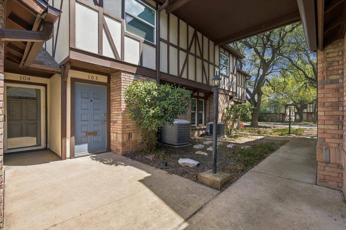 7406 Shadow Hill DR #104, Austin, TX 78731