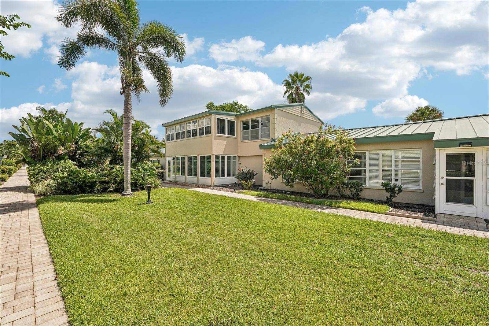 5860 MIDNIGHT PASS RD #23, Sarasota, FL 34242