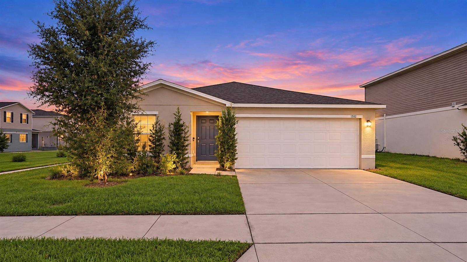 1876 IOWA DR, Sumterville, FL 33585