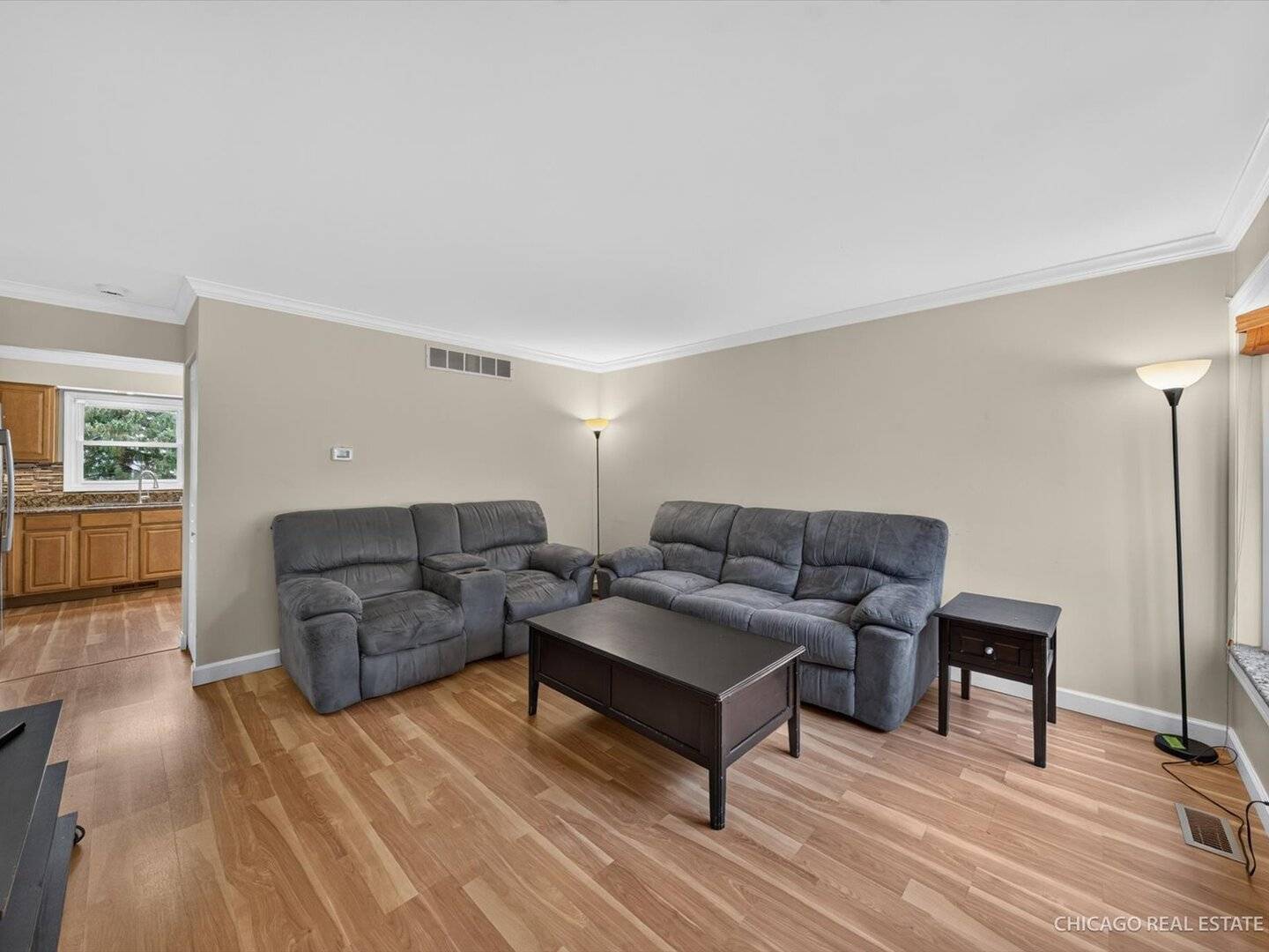 221 Julie LN, Hampshire, IL 60140