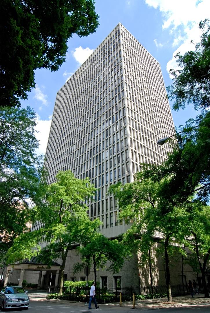 1 E Scott ST #1907, Chicago, IL 60610