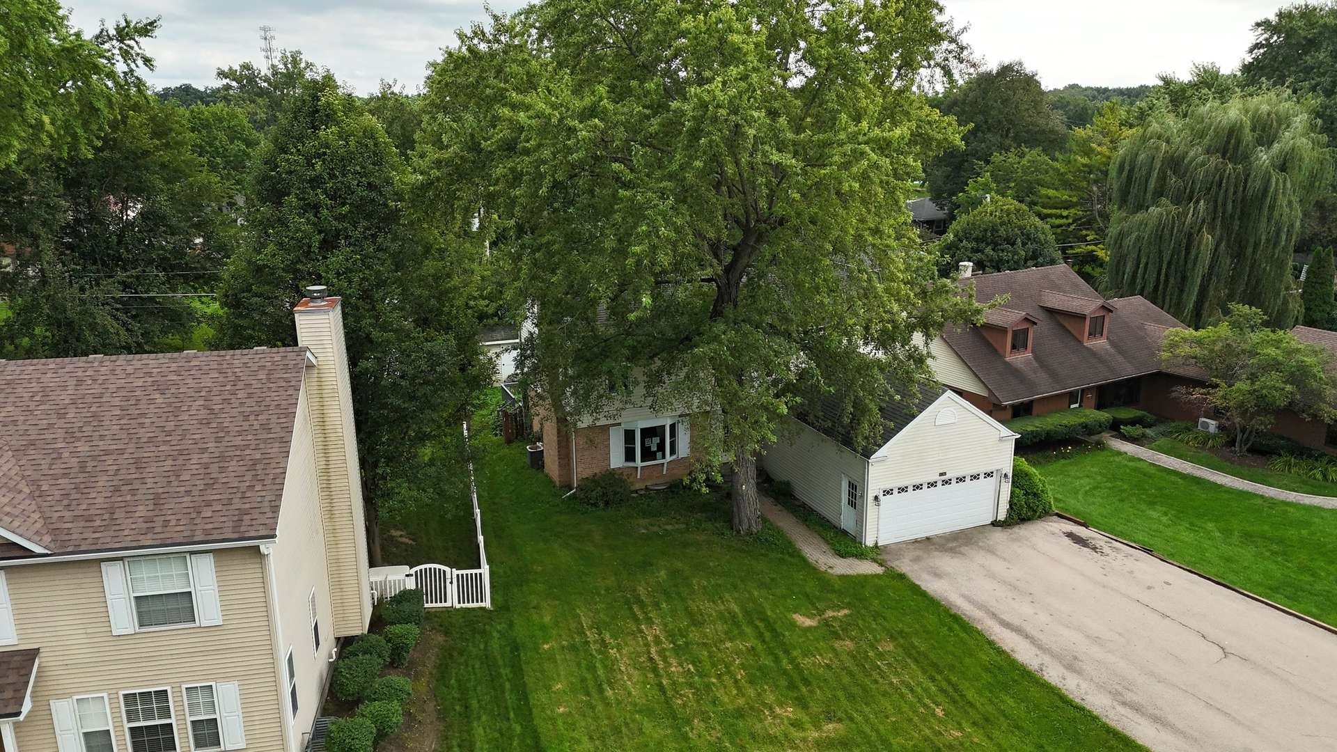 38025 N Academy DR, Lake Villa, IL 60046