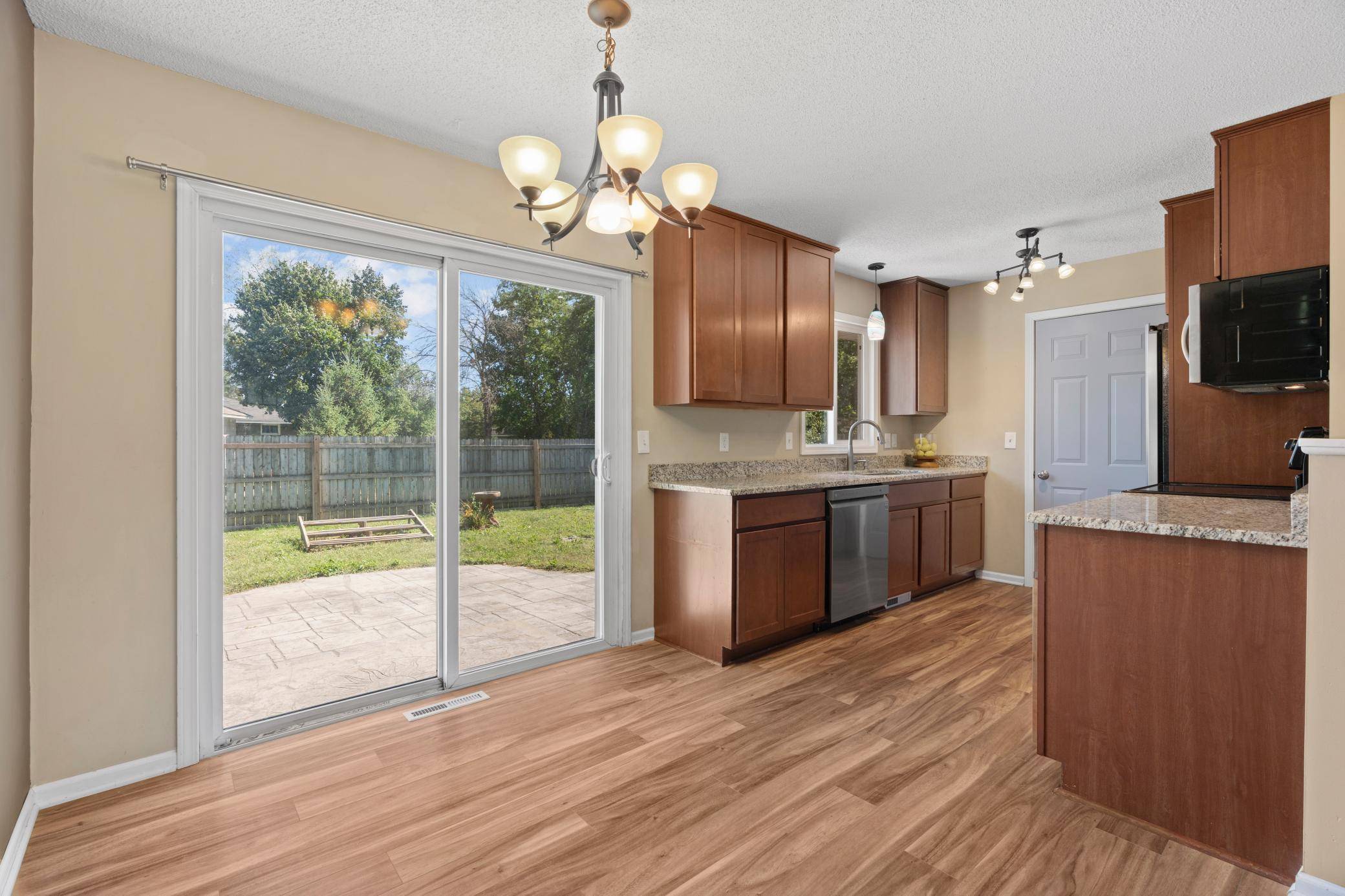 16860 Foliage AVE W, Rosemount, MN 55068