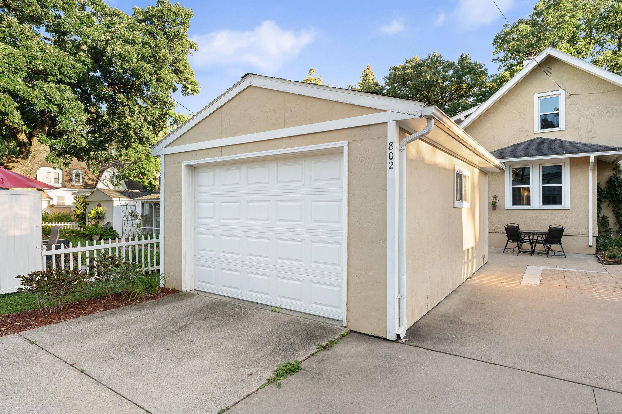 802 8th AVE NW, Austin, MN 55912