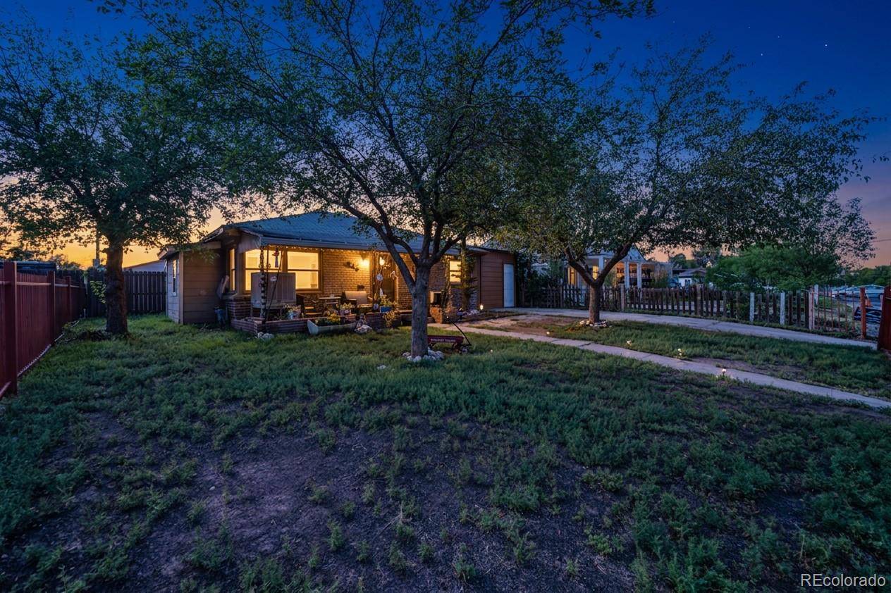 2875 Pontiac ST, Denver, CO 80207