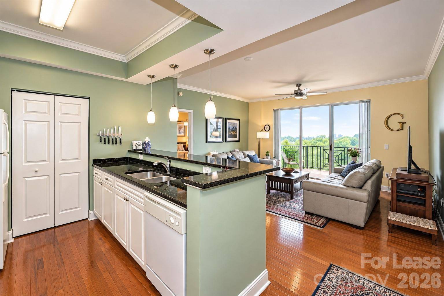 300 W 5th ST #718, Charlotte, NC 28202