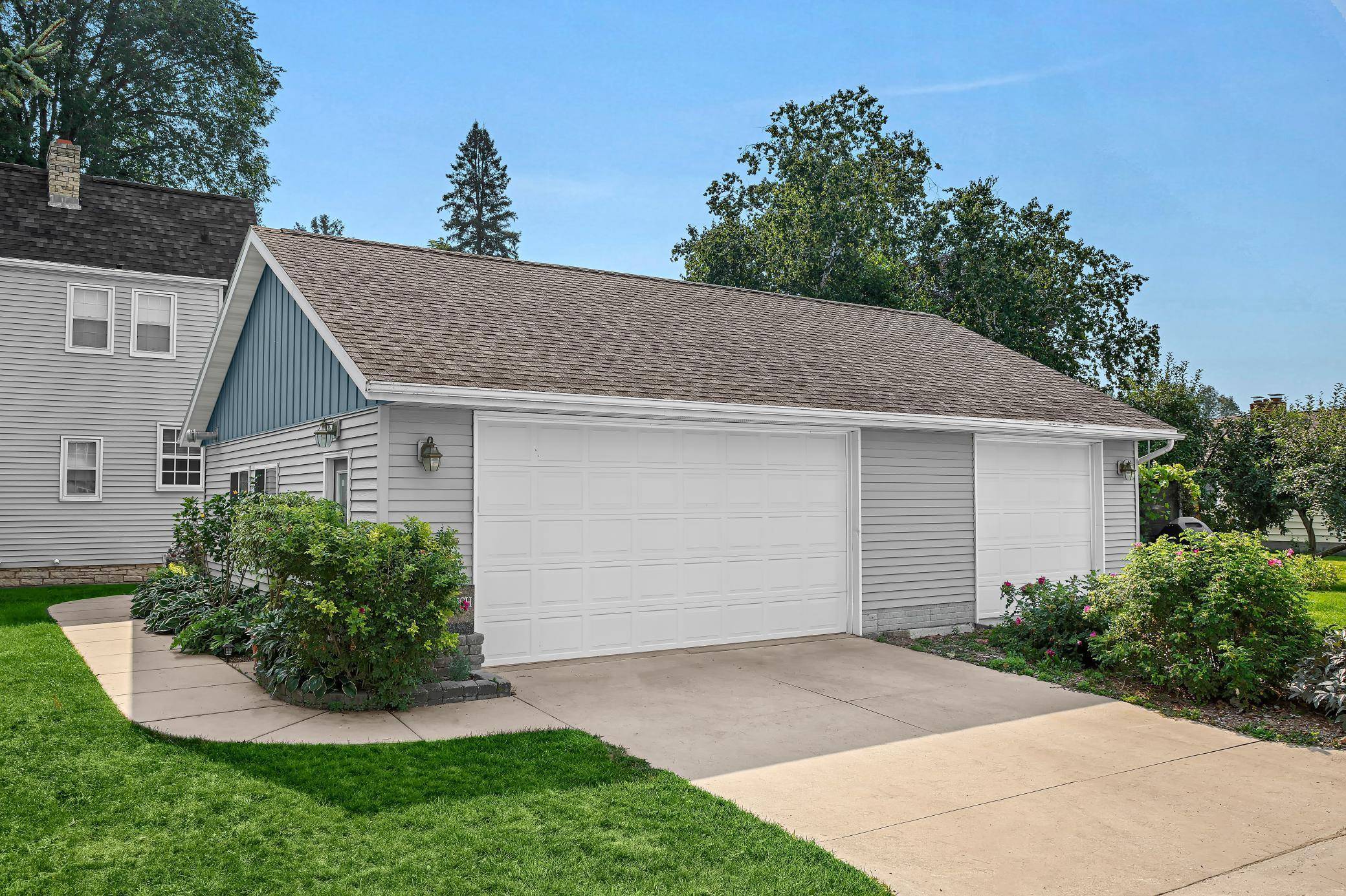 404 Jefferson ST E, Caledonia, MN 55921