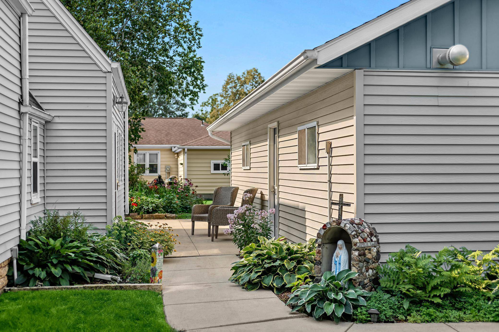 404 Jefferson ST E, Caledonia, MN 55921