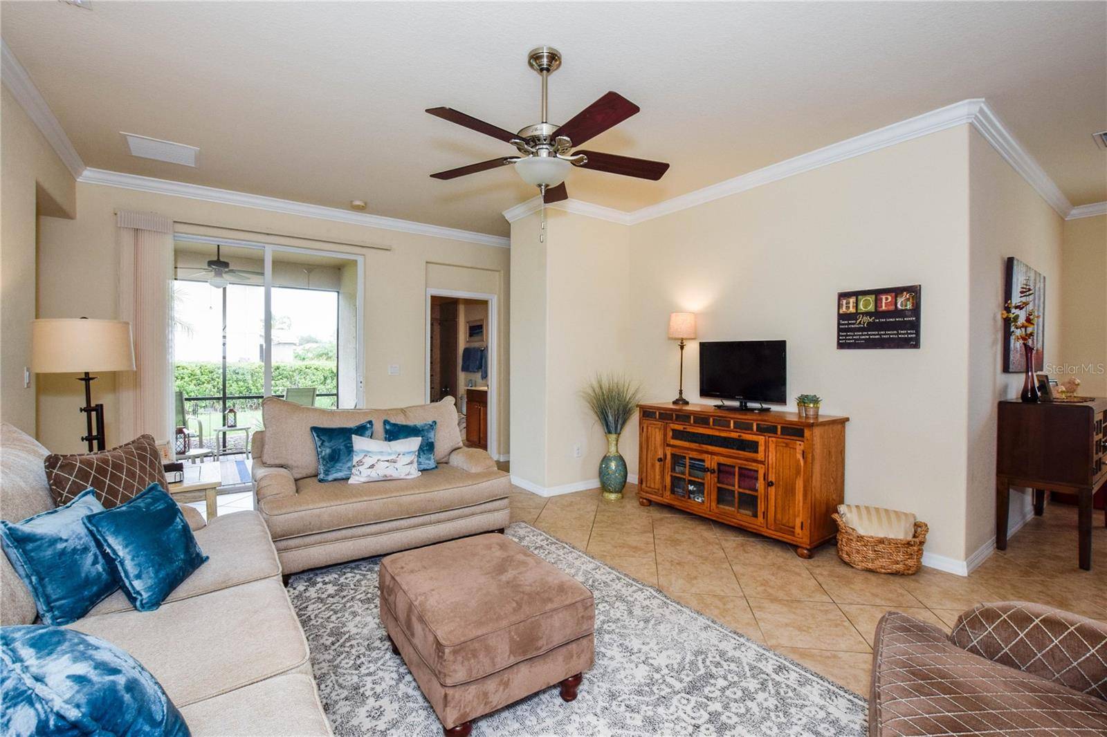 2122 SNAPDRAGON LN, Venice, FL 34292