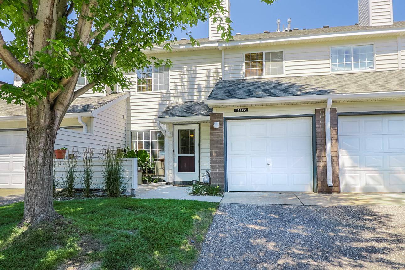 12822 Echo LN, Apple Valley, MN 55124