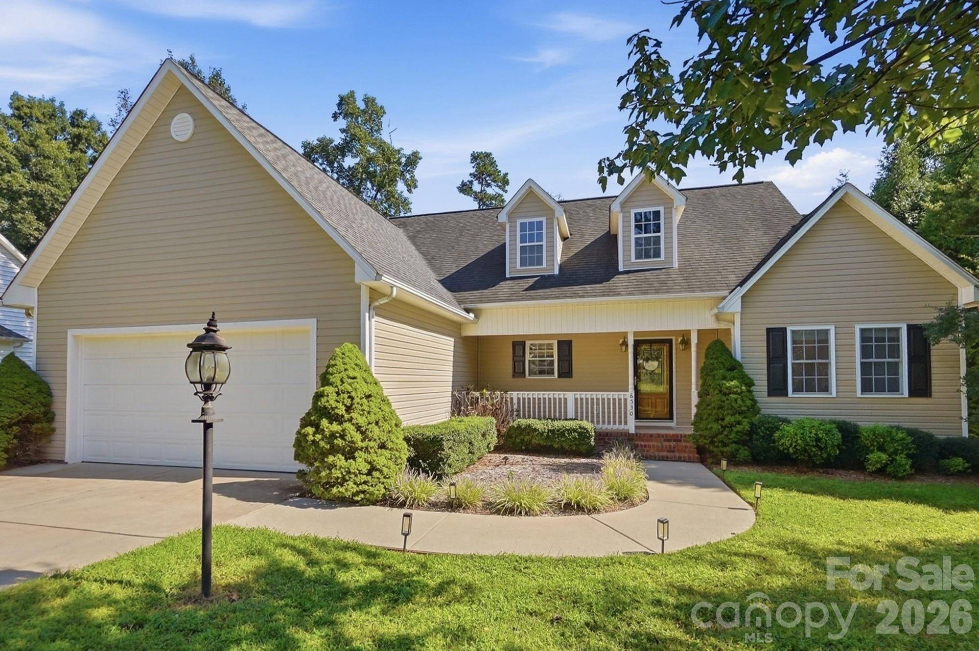 6530 Fly A Way DR, Denver, NC 28037