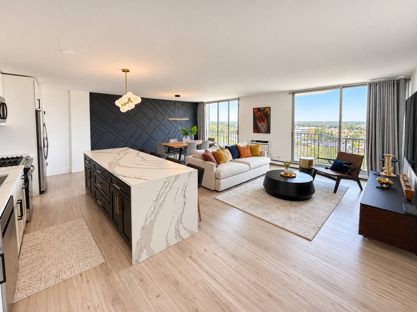 40 N Tower RD #12E, Oak Brook, IL 60523