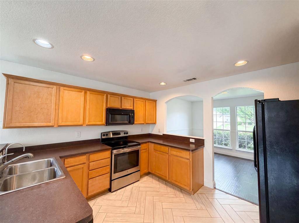10428 Turning Leaf Trail, Fort Worth, TX 76131